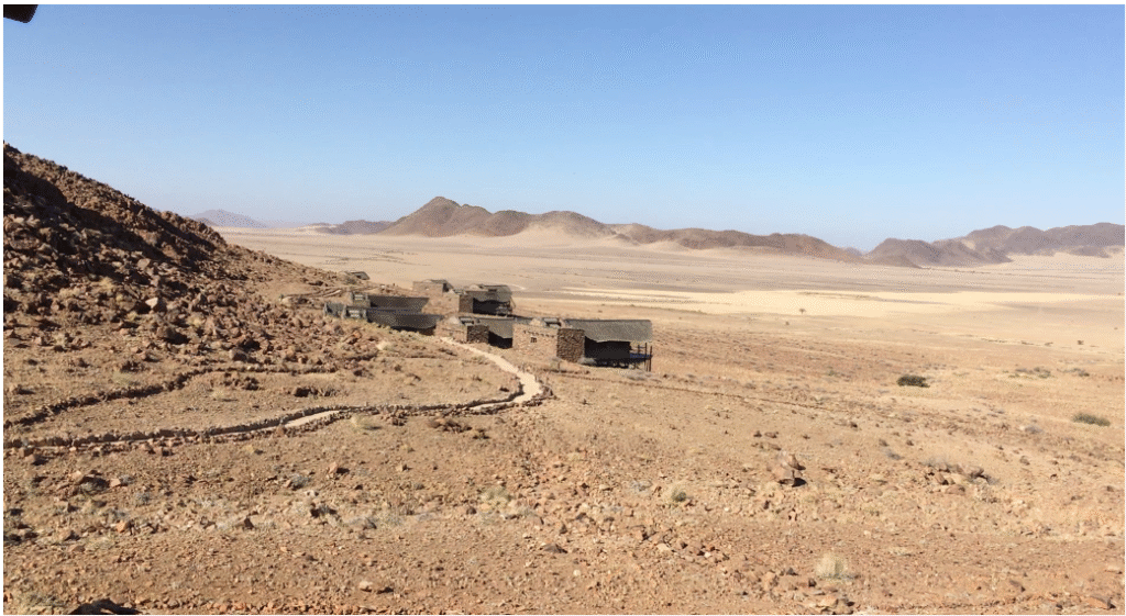 Luxury lodges in the desert