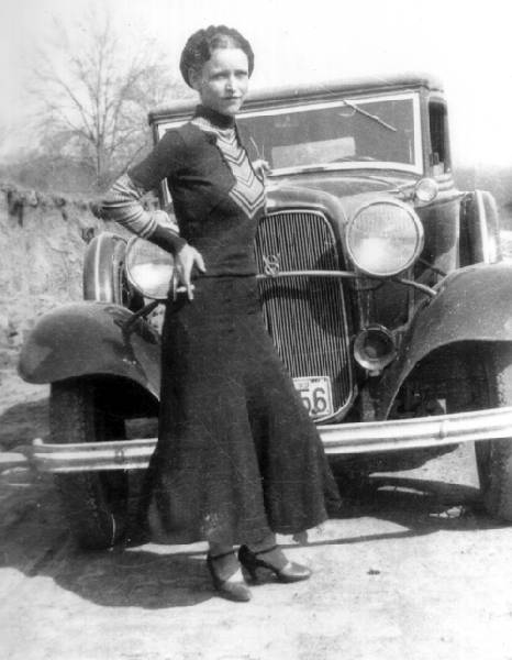 Bonnie Parker, circa 1933