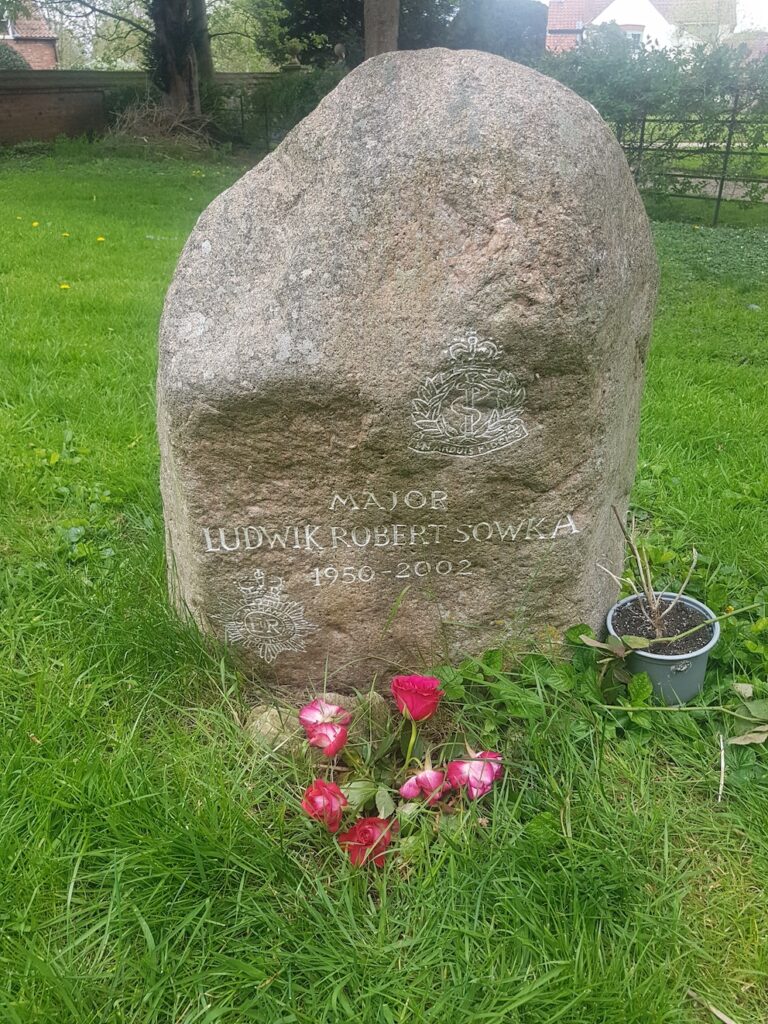 Granite headstone for Ludwik Robert Souk