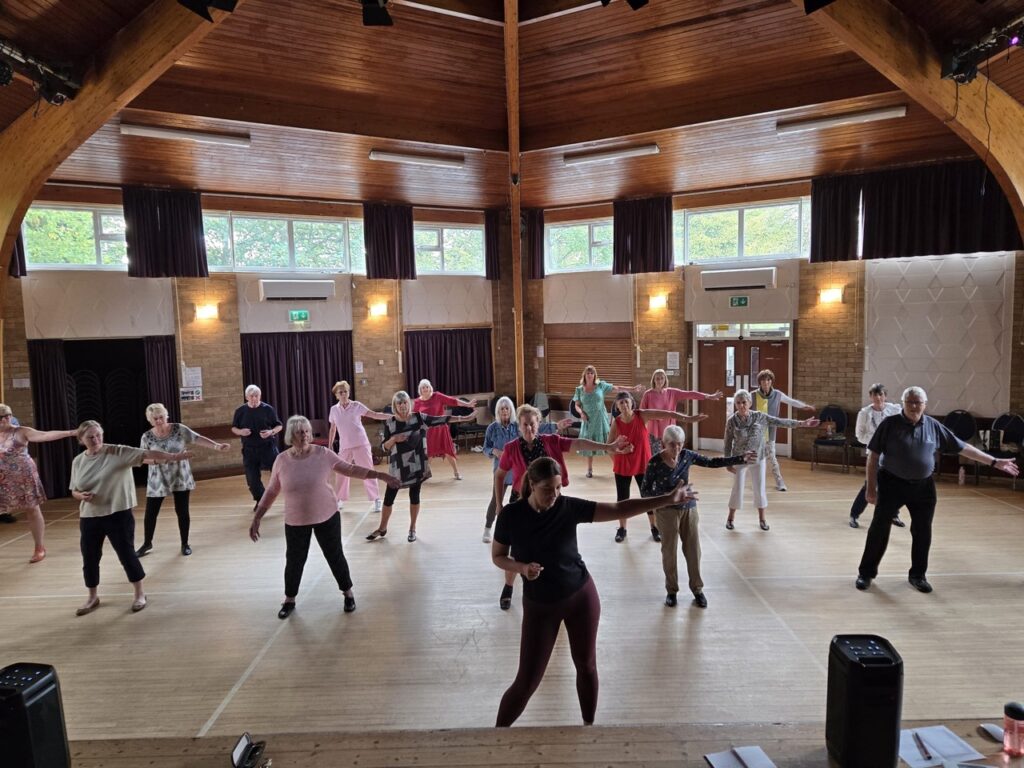 Salsa group - view of all the group dancing